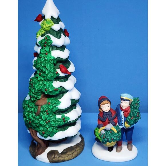 Dept. 56 Heritage Village THE HOLLY AND THE IVY 1997 Event Piece #56100 - Picture 1 of 13